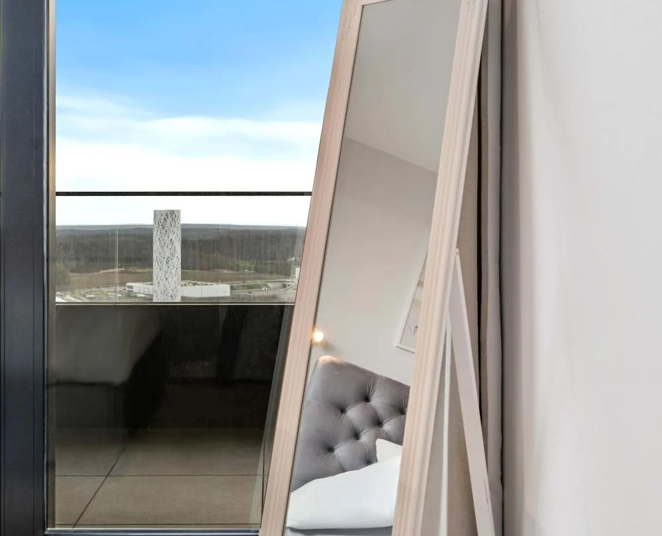 Gasperich Apt With Pool Gym & View Luxembourg